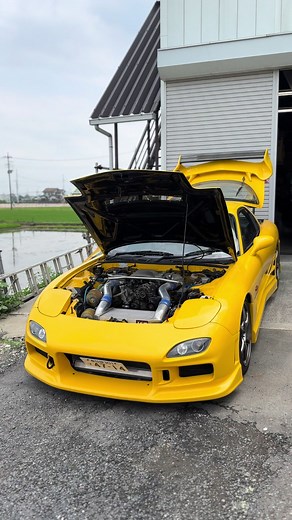 Mazda RX-7: A JDM Rotary Engine Experience