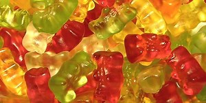 Can You Name Candy Out Of Its Wrapper Or Bag?