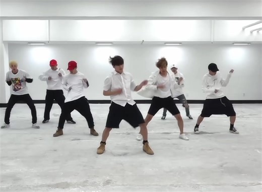 BTS-fire#dance #btsfire #bts #mirror
