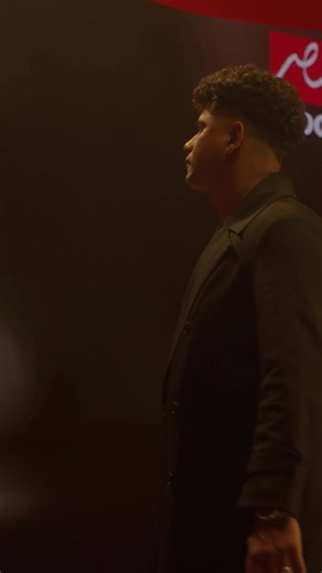 مبسوط جدا من ردود فعلكم علي الاغنيه و شكرا جدا لمحبتكم و كلامكم الحلو ربنا يخليكوا ليا و دايما في ضهري أنا من غيركم ولا حاجه 😍 الي لسه مسمعش يدخل علي اليوتيوب و رأيكم يهمني اكيد❤️❤️ #وننسي_اللي_كان