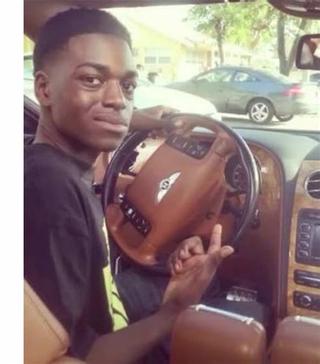 How to Do a Manu Trick in Skateboarding