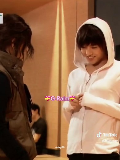 G-Dragon of Big Bang - Kpop Sensation