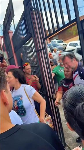 The Moment Devon Larratt Arrives at Nasu Armwrestling Club! 💯