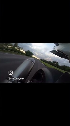 Superbike Bmw s1000rr vs S1000rr st2 #motorcycle