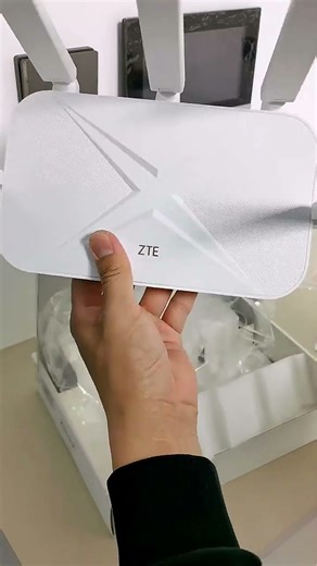 中兴（ZTE）巡天 AX3000满血WIFI6千兆无线家用路由器 自研双核主芯片 5G双频穿墙王wifi路由 Mesh 3000M速率