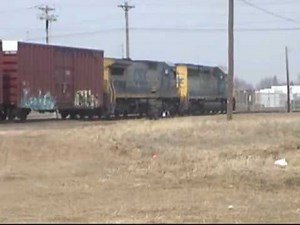 CSX 8129 7595 3-16-03 Grand Crossing.