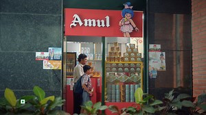 Amul celebrates the spirit of every Indian man who are always around to care for their loved ones. Because they represent the true taste of India. #Amul #TheTasteofIndia | Amul