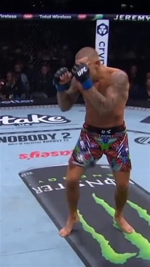 32K views · 31K reactions | Rewinding the clock back to BLESSED 🆚 THE DIAMOND! 🤩 Max Holloway and Dustin Poirier produced one of the best fights of 2025. #UFC #UFCIndia | UFC | Facebook