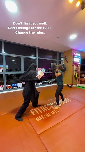 Never limit yourself, girl ❤️ #womenownedbusiness #womenempowerment #girlboss #boxingtraining #muaythai #muaythaigirl
