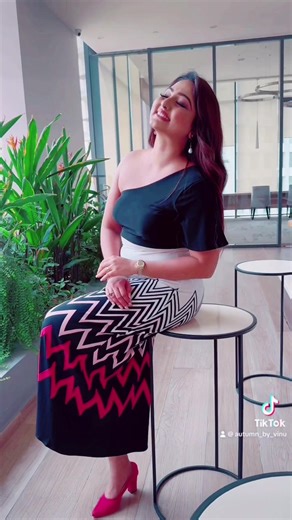 Vinu Siriwardana (@autumn_by_vinu)’s videos with original sound - Vinu Siriwardana