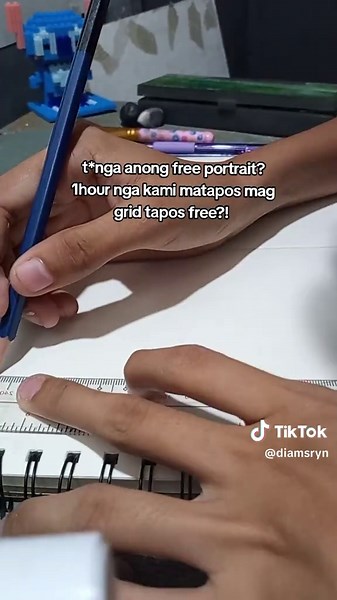 Free Portrait Drawing Using the Grid Method