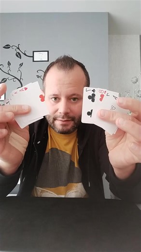 Tour de magie facile #magic #tutorial #magictrick #card #easy