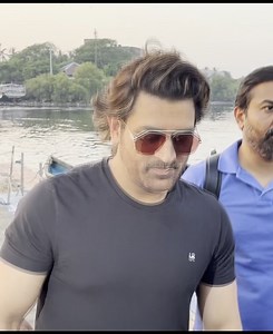 150K views · 10K reactions | Mahindra Singh Dhoni At Versova Jetty, Alia Bhatt at Versova Jetty. | Indian Television Academy | Facebook