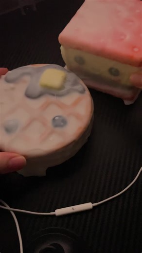 Relaxing Wax Cracking ASMR Sounds