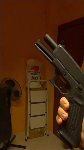 QUESTO GIOCO IN VR E' ULTRA REALISTICO...TROPPO #metaquest3 #callofduty #vr #gaming #memes #games