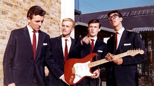 Listen to “Strato-Master” Hank Marvin’s Quintessential Stratocaster Tone