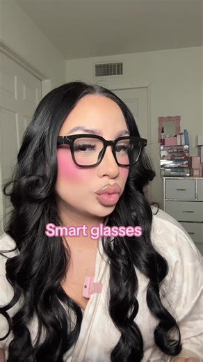 Smart Glasses for Discreet Recording