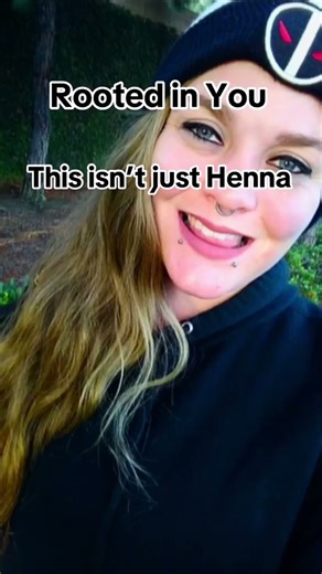 Transform Your Locks with Henna: The Ultimate Hair Dye Experience #HairTransformation #HennaMagic