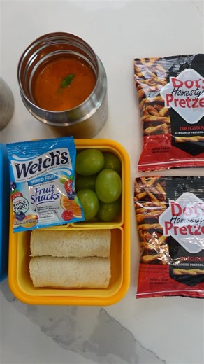 school lunchbox ideas | tomato soup with turkey and cheese rollups