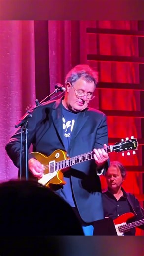 Don’t Let Our Love Start Slippin’ Away/Vince Gill edit