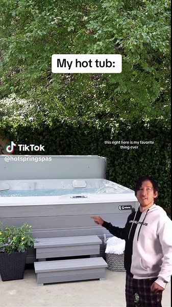 It’s hard not to be obsessed with your Hot Spring spa, considering all the mental, physical and emotional benefits that come with it! ☺️ #HotSpringSpas #hottubs #hottubtime #athomeactivities #backyardgoals #spaathome #wellness