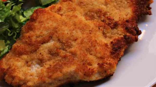 Milanesa de Pollo (Fried Chicken Miilanese)