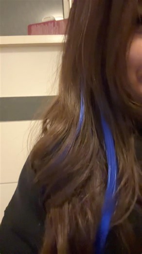 The Blue-Haired Girl 🪼 | Aesthetic Blue Hair Vibes | Viral Shorts #horts 🪼#bluehair #bluehighlits