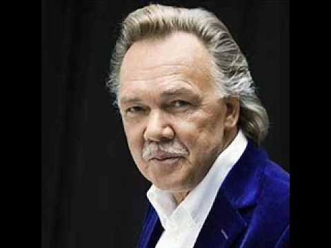 Kari Tapio - Juna Kulkee