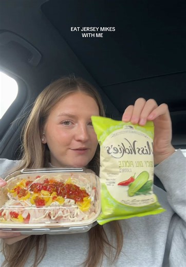 the best lunch EVER!! #jerseymikes #subinatub #jerseymikessubs #jerseymikesorder #lunchideas @jerseymikes