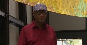 Ghanaian artist El Anatsui unveils work at London's Tate Modern | Africanews