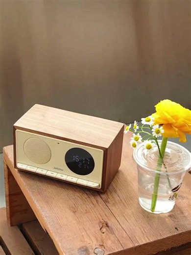 JOIIMU 嘉慕之声 JM5高颜值桌面闹钟蓝牙音箱居家用多功能收音机音响 JM5 胡桃木 奶黄色