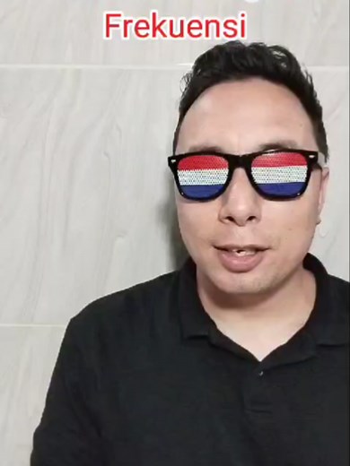 **Program E-learning Pembelajaran Bahasa Belanda Online** (Belajar Mandiri) **Bergabunglah dengan Kami untuk Mempelajari Bahasa Belanda secara Mudah dan Menyenangkan!** Apakah Anda ingin mengeksplorasi budaya Belanda atau berencana untuk tinggal dan bekerja di sana? Program e-learning bahasa Belanda kami dirancang khusus untuk Anda! ✅ **Kursus Interaktif**: Pelajari bahasa Belanda dengan cara yang menyenangkan dan interaktif melalui kegiatan, video, dan kuis. ✅ **Pengajaran Berkualitas**: Diajar