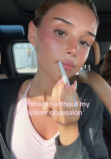 فيديو أنشأه Dana Bittar (@danabittar) باستخدام refy lip liners