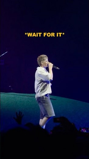 Forrest Frank brings fans on stage 🔥