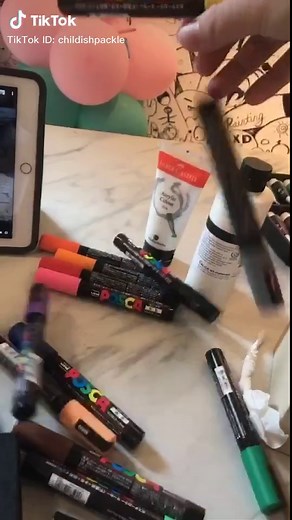 first time using posca pens :) #art #painting #poscapens #tiktokart #fyp #foryoupage #popular