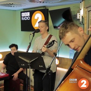 George Ezra covers Mungo Jerry