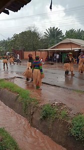 141K views · 1.4K reactions | While It was Raining, Some where having fun. At last , it funbact A an antibacterial tube was used to quench the scratching when u cross the amalgamation of the whole understanding. #viralreelsfbpage #mbaukwuculture #fypシ #ignoculture #channeltvn #viralindonesia #videos | Udoka Hoffmann | Facebook