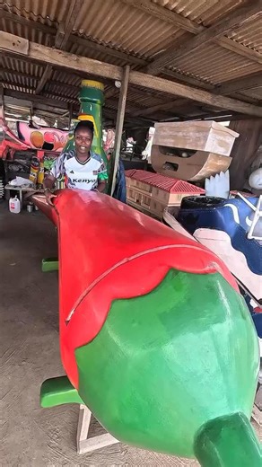 Yvonne Smilley visits a studio where they create custom coffins based on a person’s interests in Ghana. Side Note: we have seen a few of these in museums like the Seattle Art Museum but there is a permanent display at the National Museum of Funeral History in Houston TX. Feel free to add places to see them in person, above ground! Video by @yvonne_smilley in. Ghana 🇬🇭 | Hi-Fructose Magazine