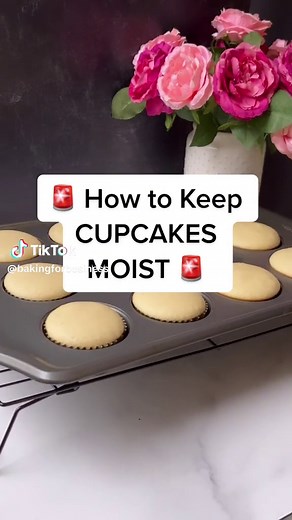 Tired of dry ass cupcakes? Try this instead. 🚨 An easy tip for keeping your cupcakes moist is to remove them from the pan 2 minutes after you remove them from the oven. I see so many people who let their cupcakes continue to sit in the pan.😞 Use a cooling rack to allow the heat to rotate-so that you can keep those cakes moist ladies.😛 Need a damn good recipe? My Cupcakes That Sell course is now open 💁🏽‍♀️ Grab my top selling recipes from my award-winning home bakery and let’s get your cupca