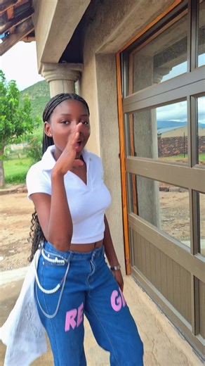 Aya buuuuu@boujee.man.baby @Ghost_