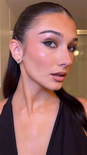 jessica olessa on Instagram: "my brunette bombshell makeup @maybelline lumi matte foundation @hauslabs concealer @anastasiabeverlyhills contour @reformebeauty nose contour + eye base @rhode pocket blush in “toasted teddy” + “piggy” @benefitcosmetics hula bronzer @makeupforever HD setting powder @makeupbymario master mattes palette @kulfi.beauty kajal eyeliner @kyliecosmetics kylash mascara @charlottetilbury liner in “pillowtalk medium” makeup tutorial, makeup inspo, beauty routine, glass skin, g