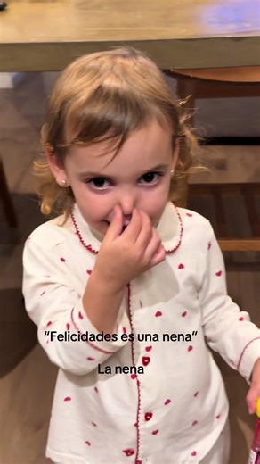 ¡Felicidades! Es una Nena