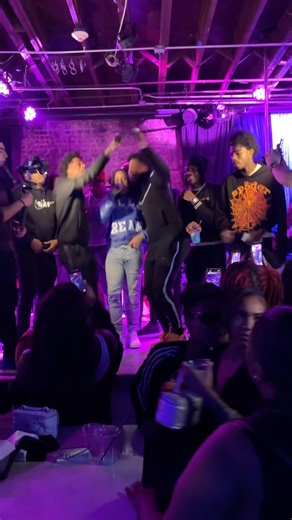 Shuno on stage #clubmusic #bounce #freenallichallenge #shorts #fypシ #viral #shunowick