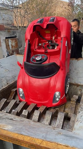 Designed for Destruction, Engineered for Excellence! 💥⚙️ #cuttingedge #threadingtechnology | 4 miles