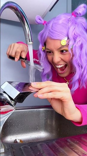 Shower Shenanigans: The Scissor Prank Challenge! 🚿✂️😂