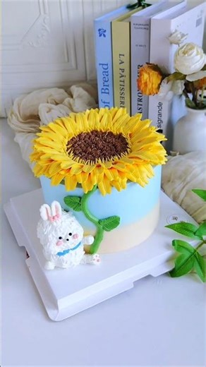 sunflower theme cake making tutorial #shorts #youtubeshorts