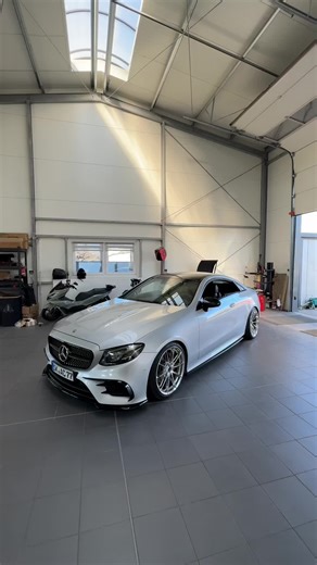 How to Program Keyless Entry for Mercedes E-Coupé