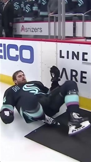 NHL player gets rejected by reporter during mid interview proposal #nhl #sports