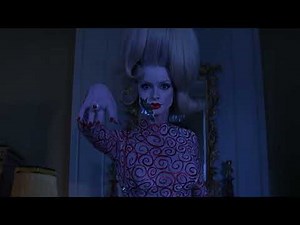 Mars Attacks! | Alien Assassin Disguised as a Woman Fails the Mission