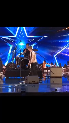 537K views · 2.9K reactions | Get FINAL GOLDEN BUZZER In Agt Auditions AGT. Full video in the comments  | Glam Central | Facebook